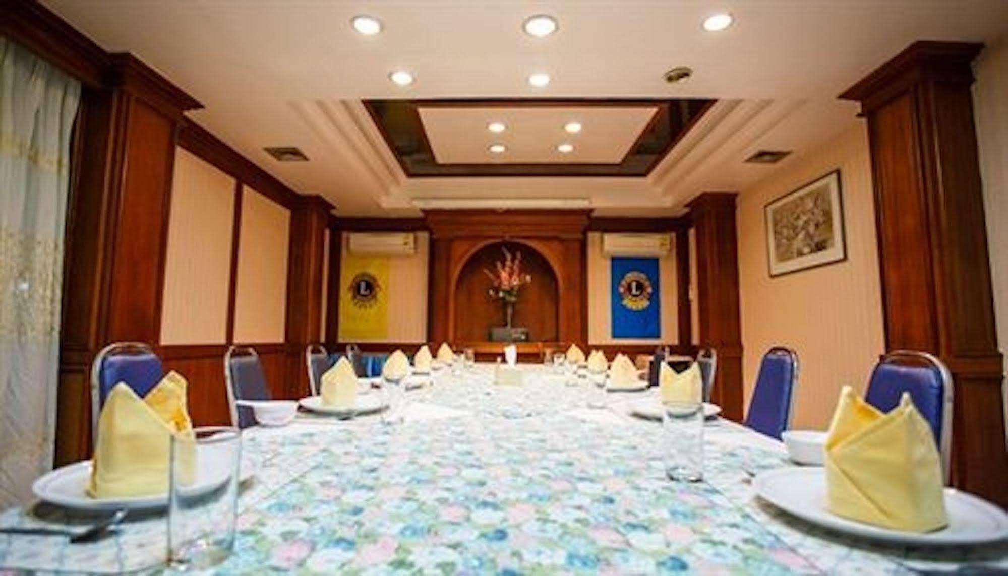 Vieng Thong Hotel Krabi Exterior photo